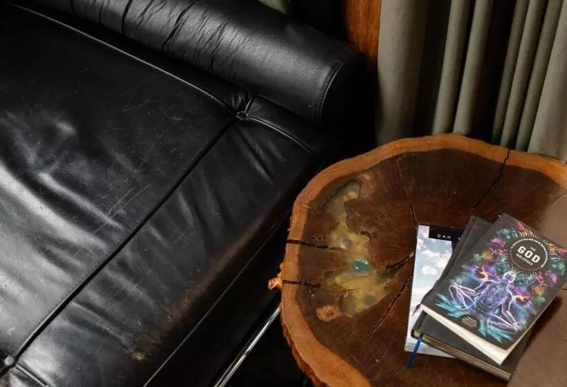 هتل Bufo Alvarius