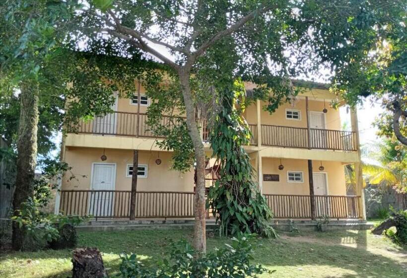 펜션 Pousada Marlin Azul