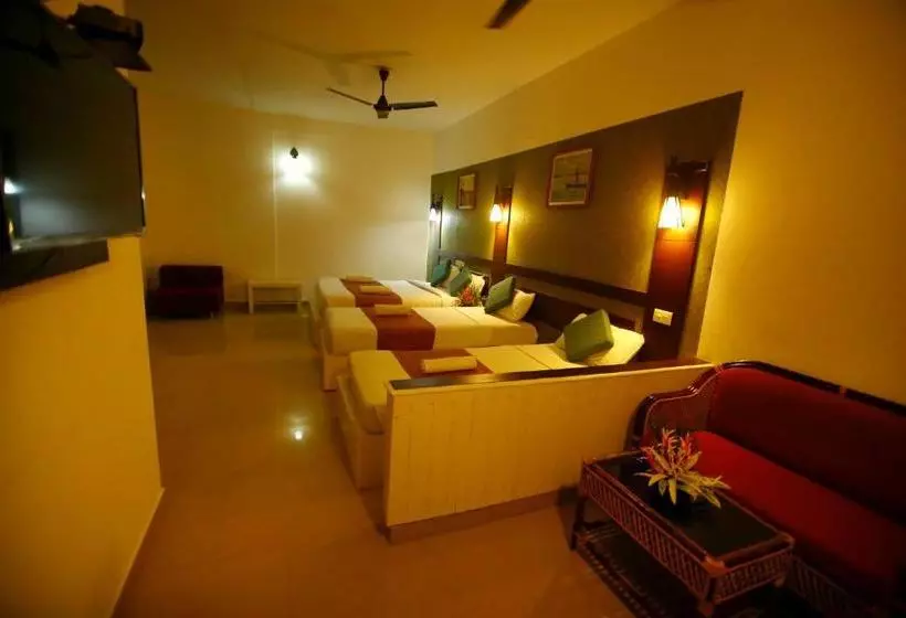 Green Palace Ayurveda Resort