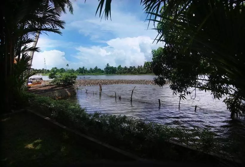 Green Palace Ayurveda Resort