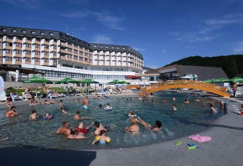 پانسیون Apartmani Ramonda