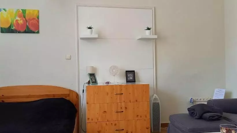 ペンション Idill Apartmanház B&b