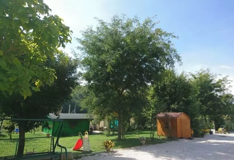 ベッドアンドブレックファースト Tra I Campi Di Papaveri