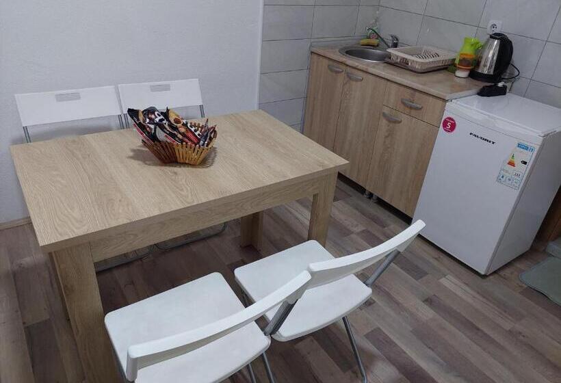 پانسیون Stella Apartments