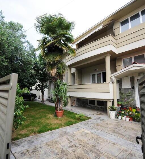 پانسیون Stella Apartments