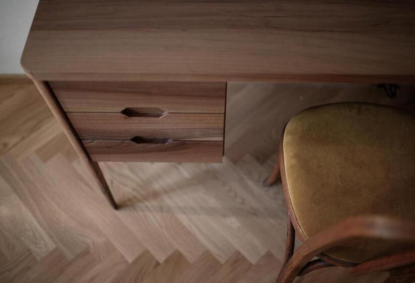 住宿加早餐  Villa Arnica