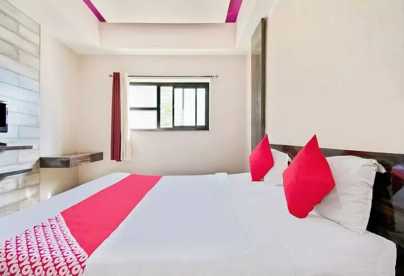 Hotelli Oyo 39761 Mayura