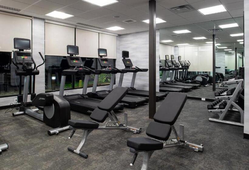 فندق Fairfield Inn & Suites By Marriott Canton