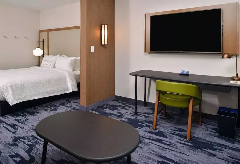 Hotelli Fairfield Inn & Suites By Marriott Canton