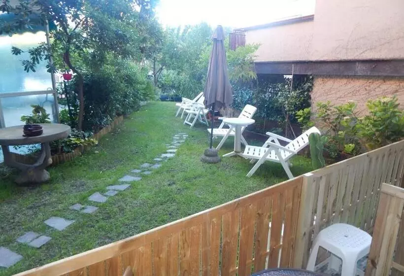 پانسیون Guest House Berzefi