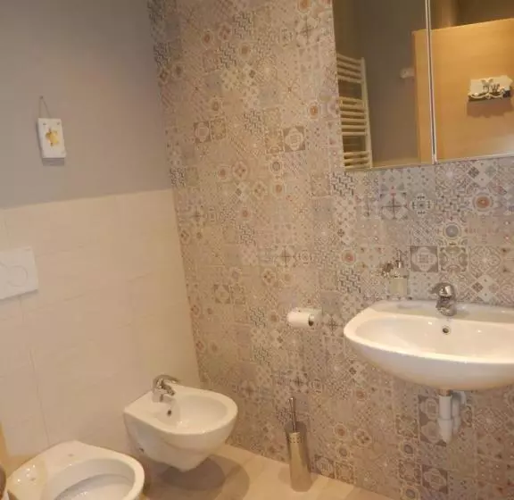 پانسیون Guest House Berzefi