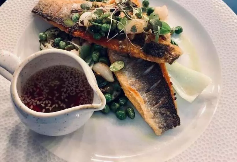 هتل The Salthouse