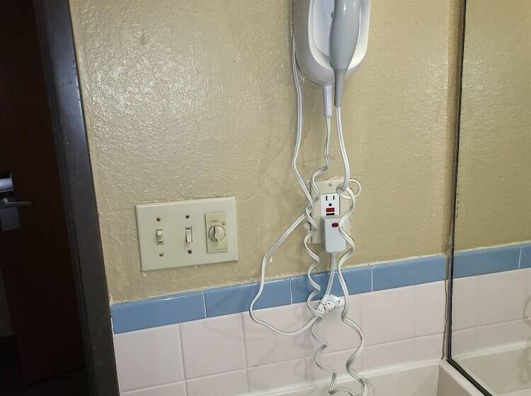 هتل Americas Best Value Inn Pharr/McAllen