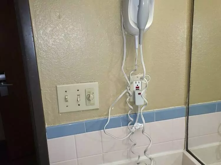 酒店 Americas Best Value Inn Pharr/McAllen