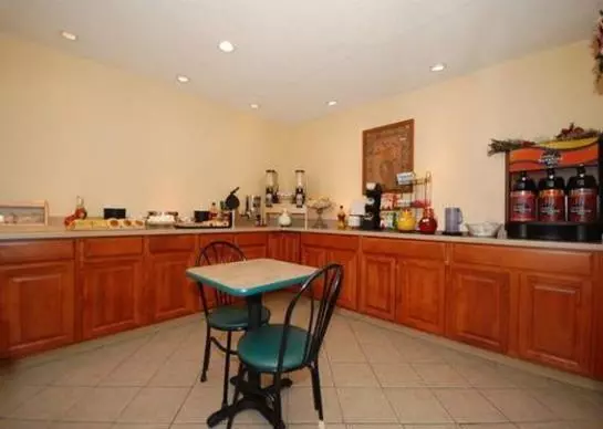 هتل Holiday Inn Express Pittsfield Berkshires By Ihg