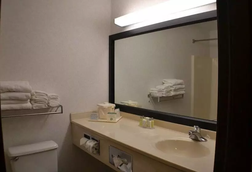 酒店 Dunes Express Inn And Suites