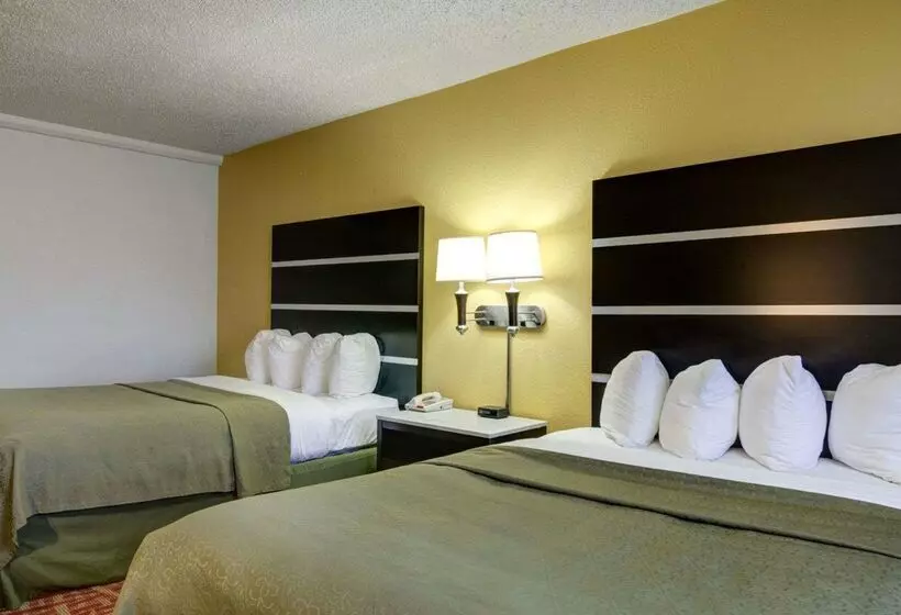 هتل Quality Inn Fort Smith I540