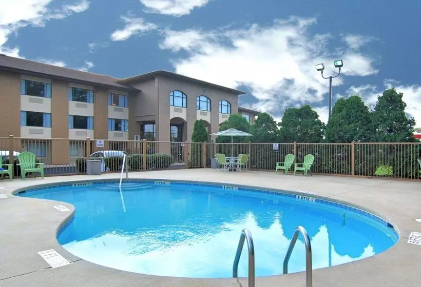 호텔 Quality Inn Lincolnton