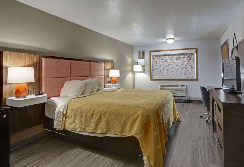 فندق Quality Inn Pierrefort Pierre