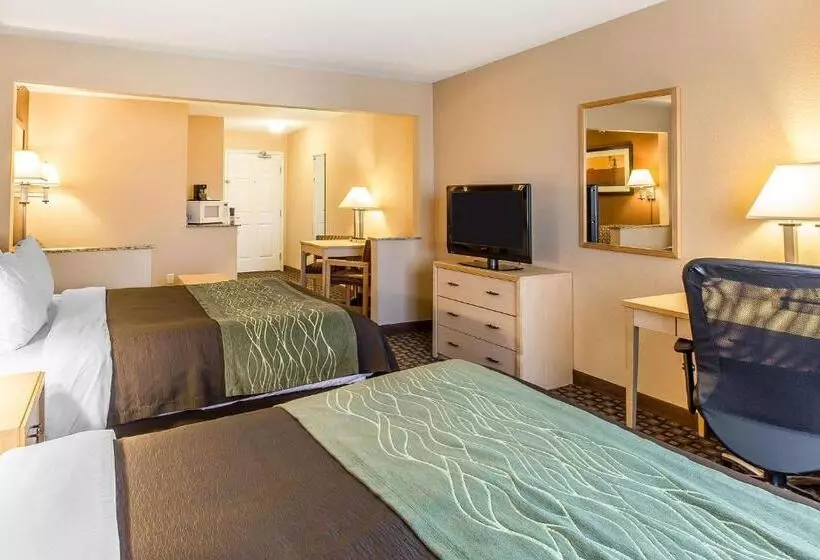 Отель Quality Inn & Suites Loveland