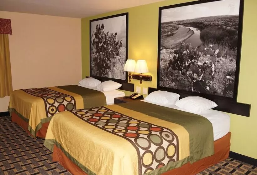 ホテル Super 8 By Wyndham Farmers Branch/north Dallas