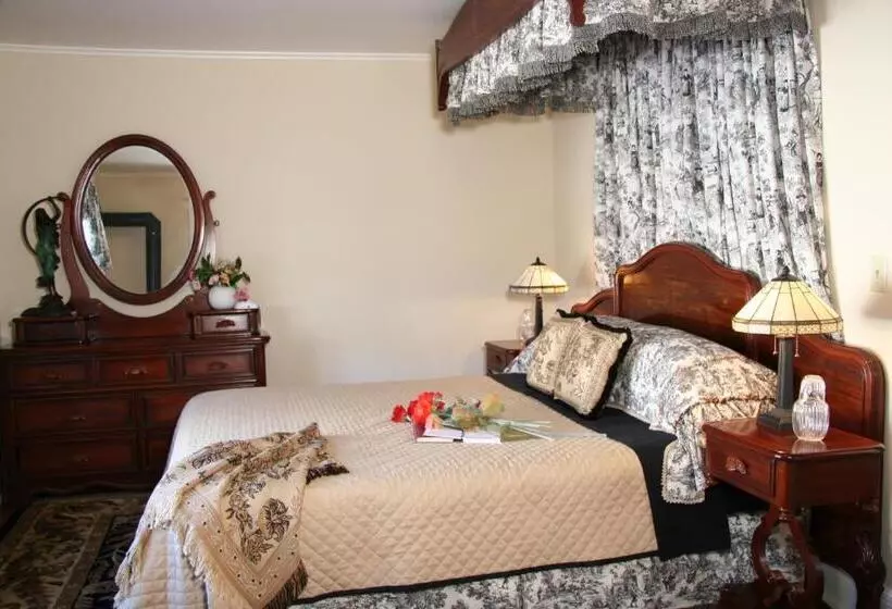 تختخواب و صبحانه Eureka Street Inn