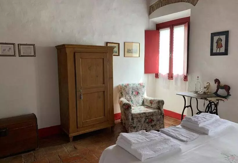 Farmhouse B&b Il Paretaio
