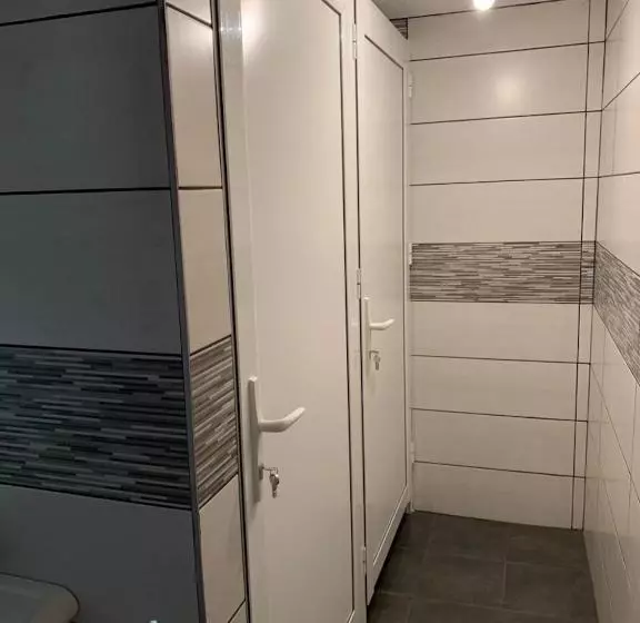 هاستل Guest House Tivko Katce Gostivar