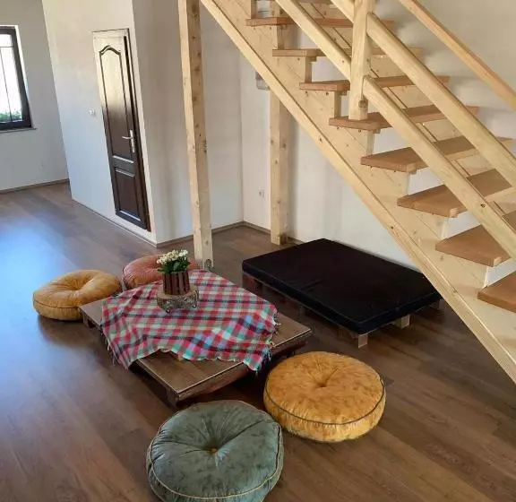 هاستل Guest House Tivko Katce Gostivar