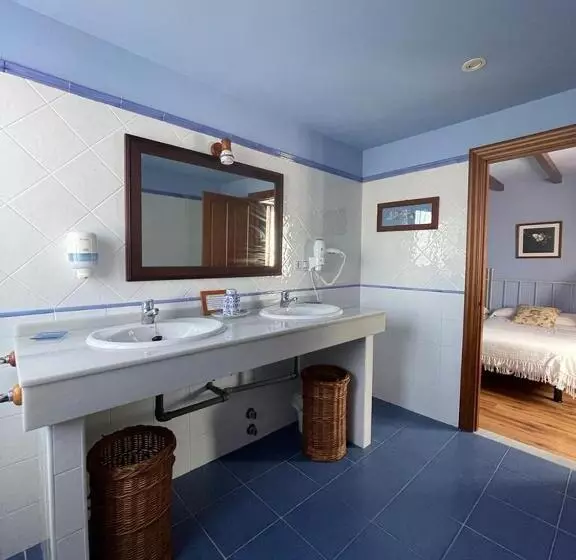 ホテル Rural As Laguas