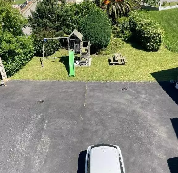 ホテル Rural As Laguas