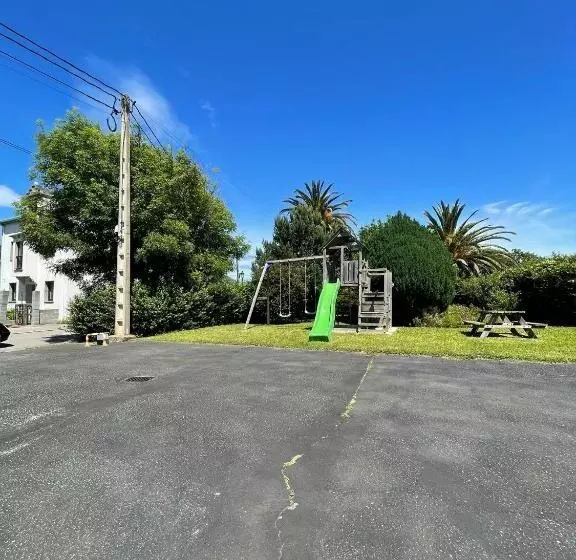 ホテル Rural As Laguas