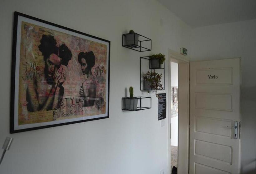 Mystic River Design Hostel