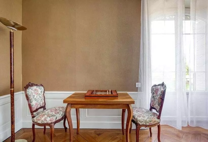 ペンション Le Clos Des Pervenches