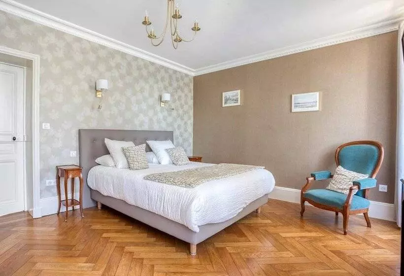 ペンション Le Clos Des Pervenches