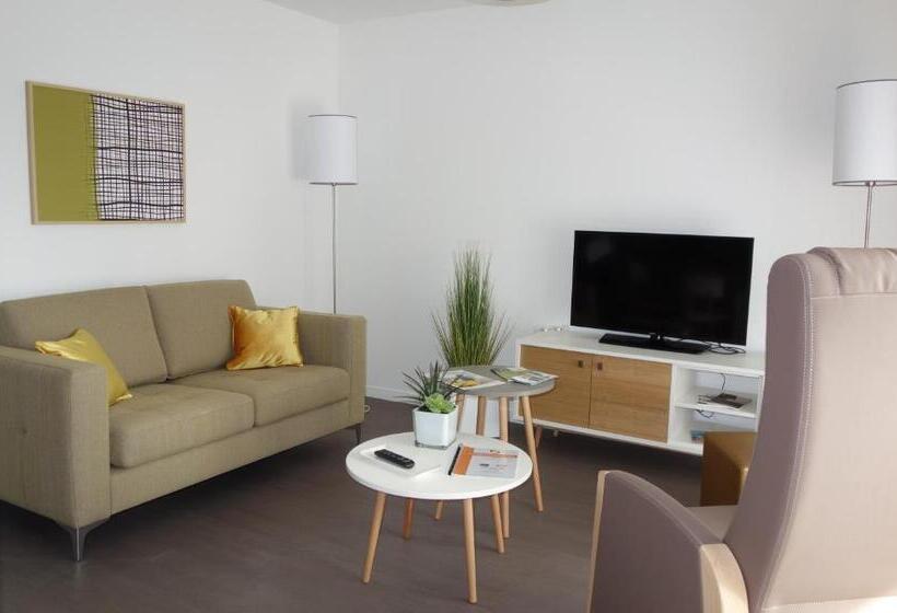 Domitys   Les Robes D Airain