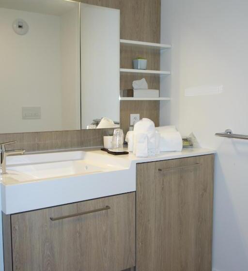 Domitys   Les Robes D Airain