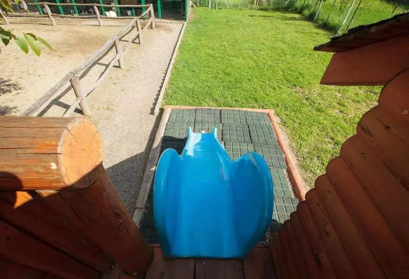 ペンション Magic Garden By Vlăduț