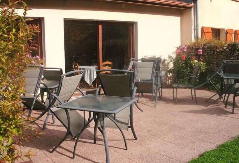 צימר The Imperials