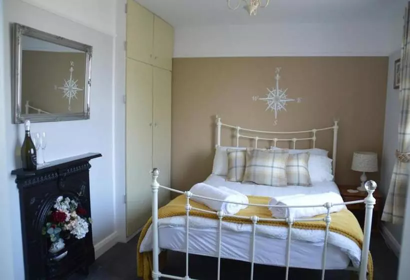 Aamiaismajoitus (B&B) Trethewey Guest House