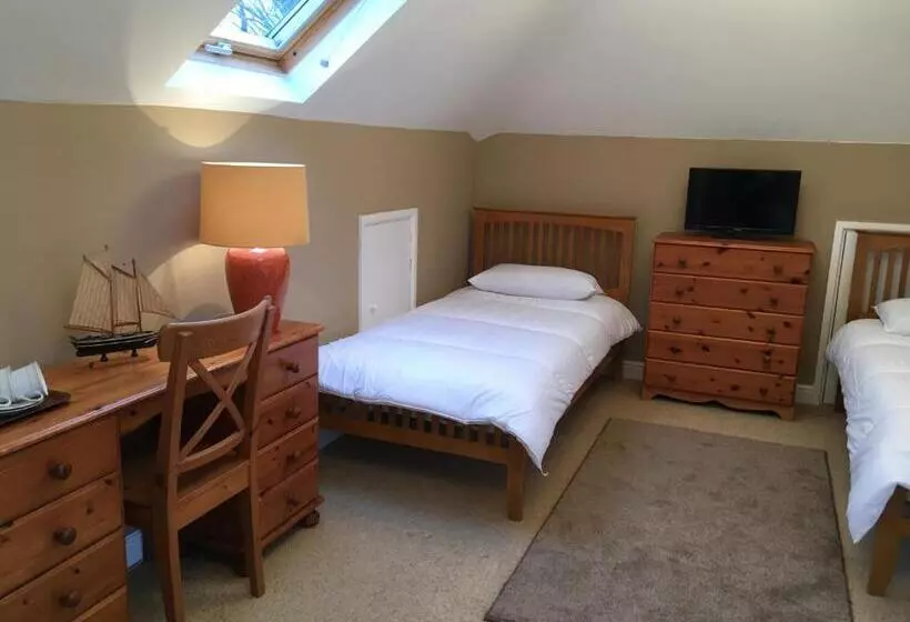 Aamiaismajoitus (B&B) Trethewey Guest House