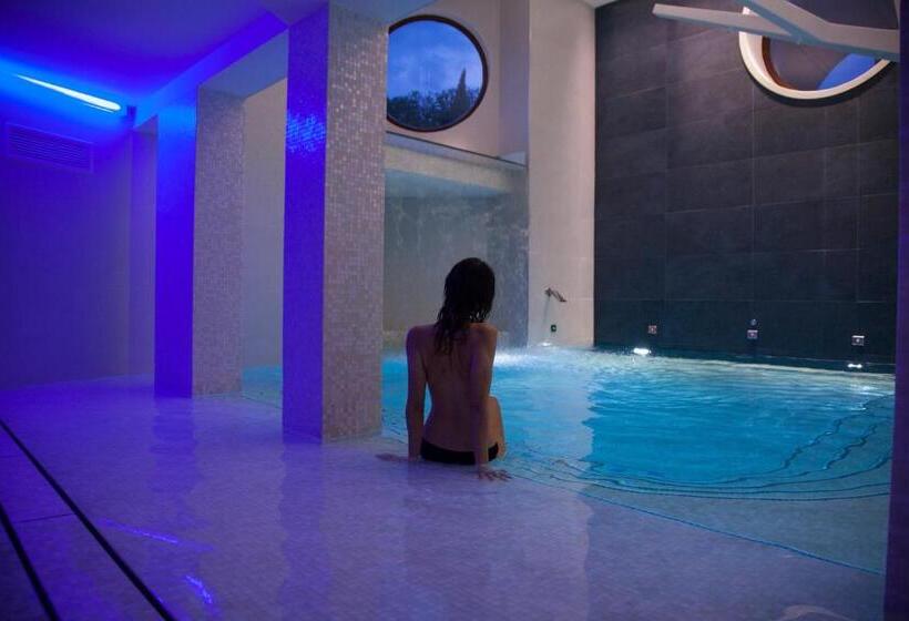 ホテル Astrea Wellness & Spa