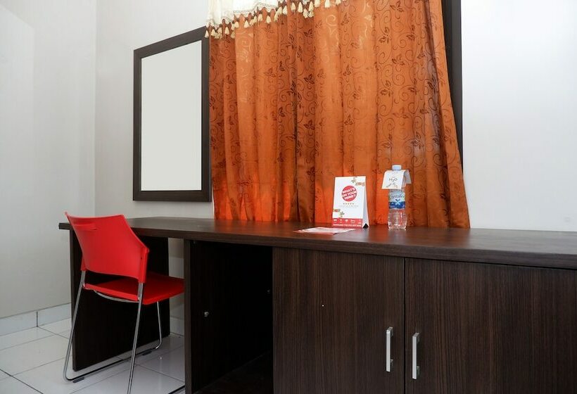 Hotel Oyo 746 Harmoni