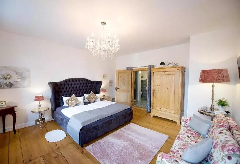 Majatalo Villa Geriwada