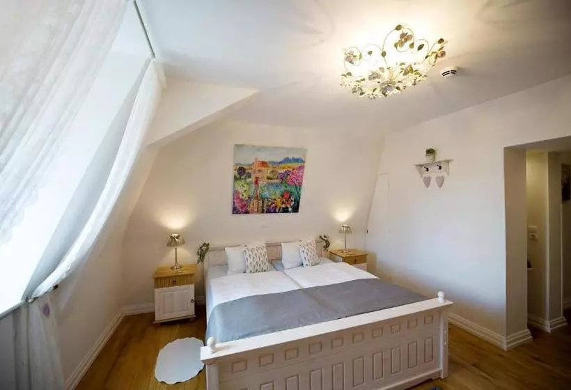 Majatalo Villa Geriwada