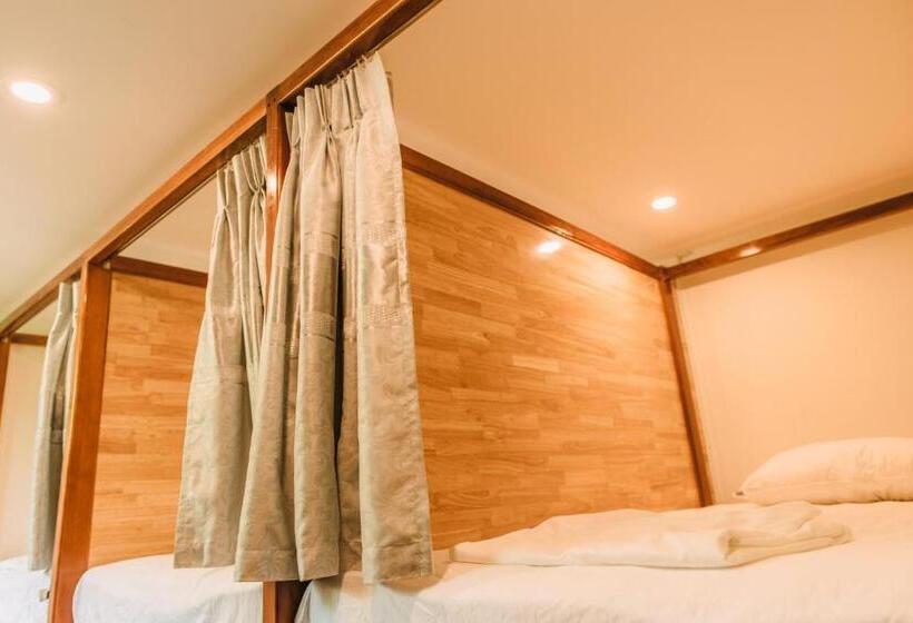 هاستل Chi Homestay #4