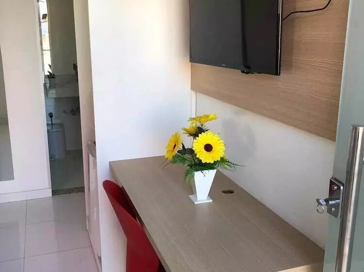 Hotelli Pousada Lunara