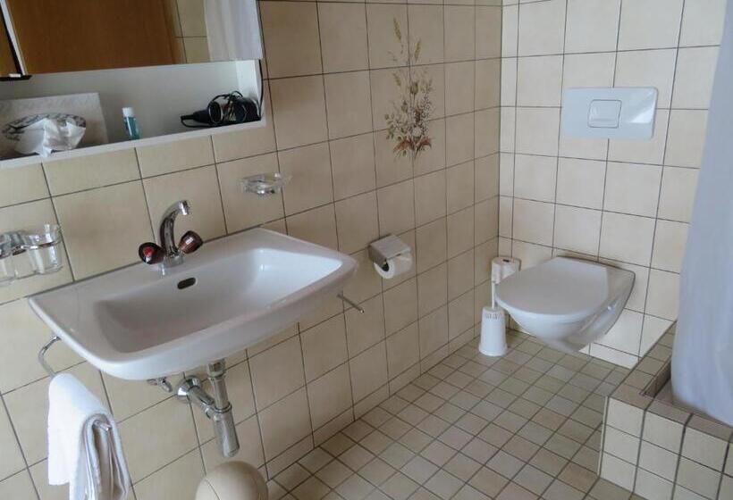 بنسيون Landhaus An Der Thur