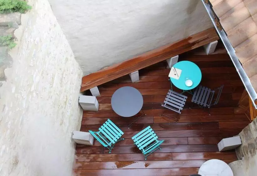 Aamiaismajoitus (B&B) Gîte Le Pied Du Géant   Local Sécurisé Pour Les Vélos