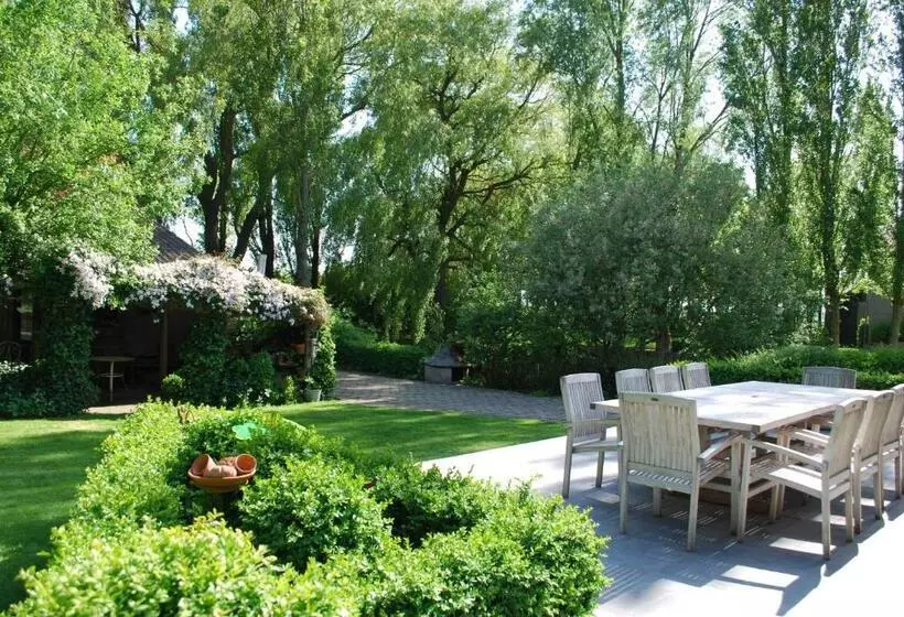 Aamiaismajoitus (B&B) In 't Groen